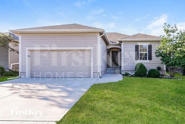 property at 10913 Highview Rd
