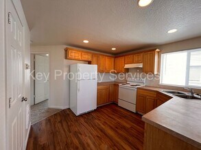 5711 NE 135th Ave in Vancouver, WA - Building Photo - Building Photo