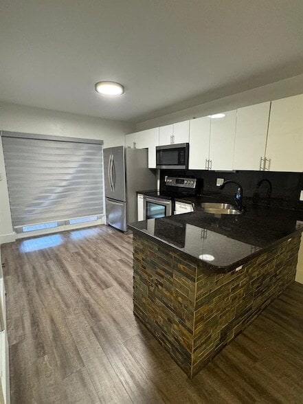 6953 W 36th Ave in Hialeah, FL - Building Photo - Building Photo