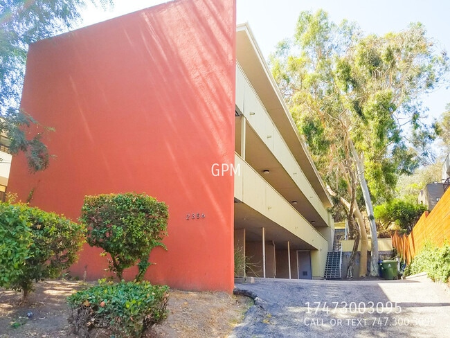 2356 Duane St in Los Angeles, CA - Building Photo - Building Photo