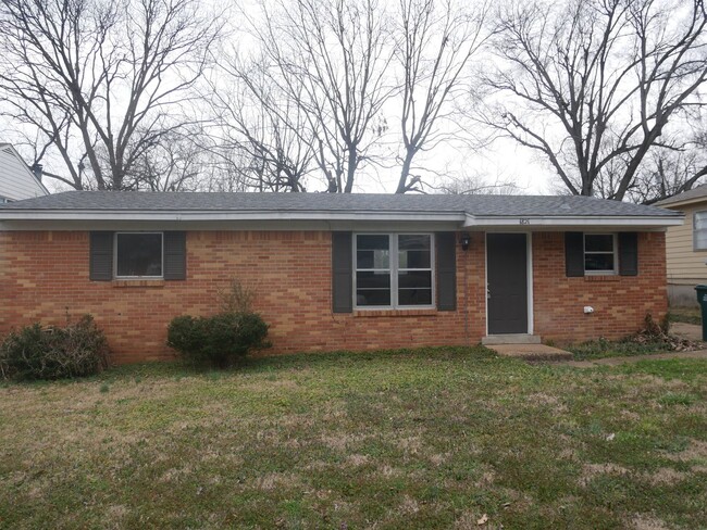 1821 Vaught Cir in Southaven, MS - Building Photo - Building Photo