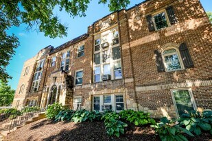 Garfield Avenue Apartments