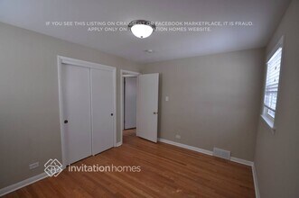 9225 Menard Ave in Oak Lawn, IL - Building Photo - Building Photo