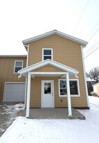 1904 N Harris St in Helena, MT - Building Photo