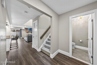 19 Rambling Meadow Ct in Tinton Falls, NJ - Building Photo - Building Photo