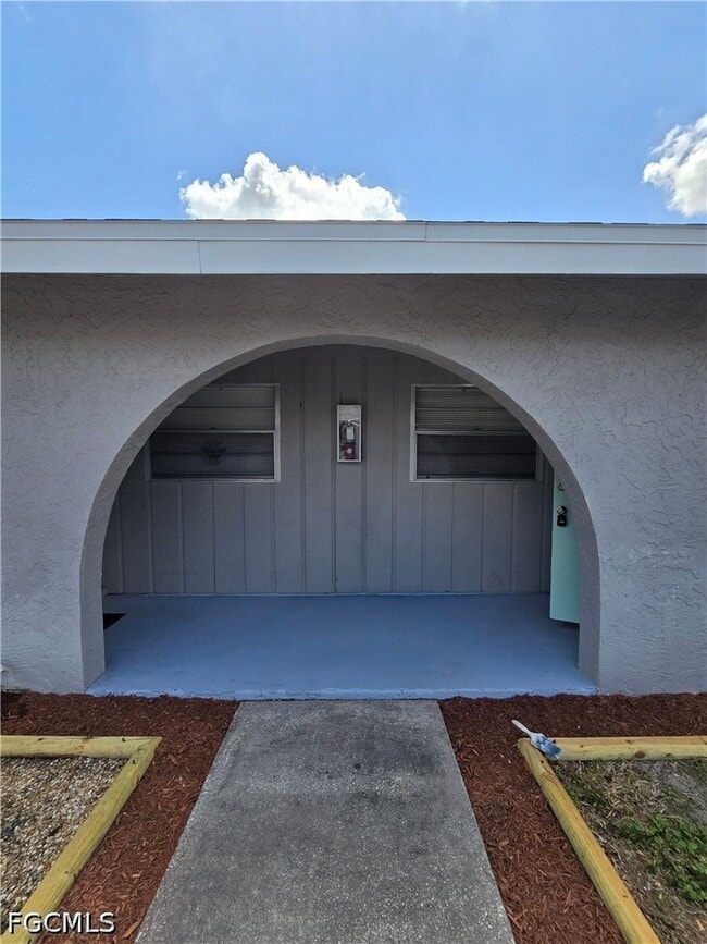 property at 702 SE 47th St