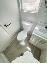 7255 Jordan in Los Angeles, CA - Building Photo