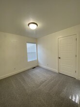 3347 Kathaway Ln in Ammon, ID - Building Photo - Building Photo