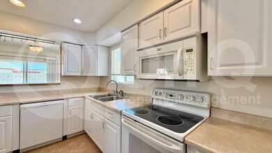 3249 N Ash Cir in Chandler, AZ - Foto de edificio - Building Photo