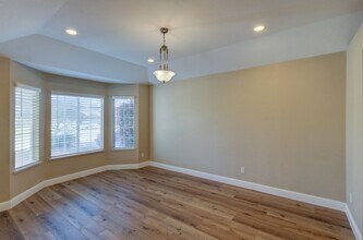 8241 N Yorktown Dr in Fresno, CA - Building Photo - Building Photo