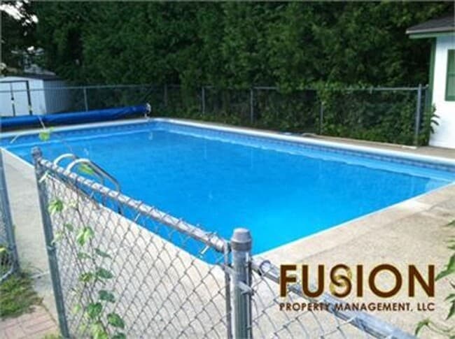 56 Sky Dr in Burlington, VT - Building Photo - Building Photo