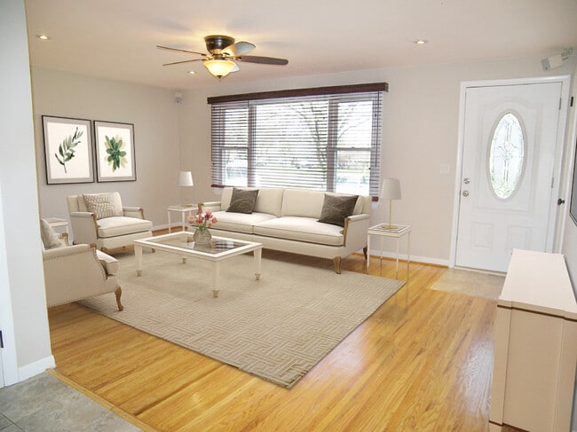 25 Abby Ln in Rochester, NY - Building Photo - Building Photo