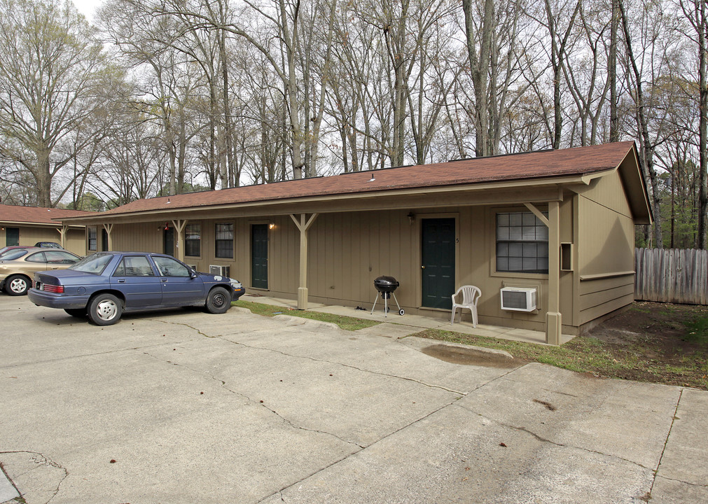 2206 Chapel Hill Rd in Jacksonville, AR - Building Photo