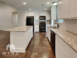 2715 San Gabriel Dr in Granbury, TX - Building Photo - Building Photo