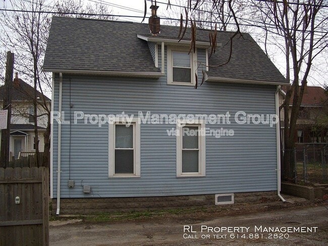 2278 Indianola Ave in Columbus, OH - Building Photo - Building Photo