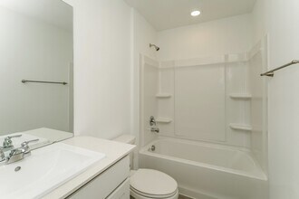 10827 Bird Of Paradise Ln in Houston, TX - Building Photo - Building Photo