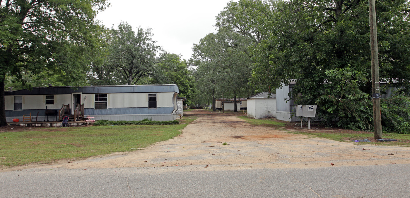 T&S Village in Sumter, SC - Building Photo