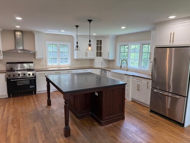 195 Old Kings Hwy in Wilton, CT - Building Photo - Building Photo