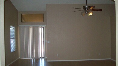 802 E Rosemonte Dr in Phoenix, AZ - Building Photo - Building Photo