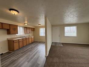 3015 Dalton Pl SW in Canton, OH - Foto de edificio - Building Photo