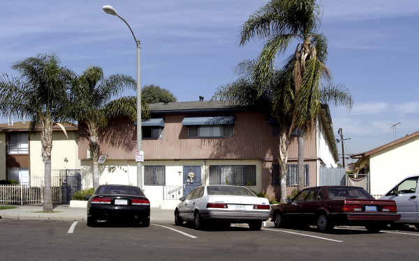 1516 N Stanton Pl in Long Beach, CA - Building Photo - Building Photo