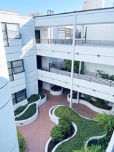 1425 Vallejo St, Unit 306 in San Francisco, CA - Building Photo - Building Photo