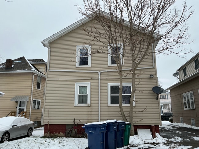 117 Bloomfield Ave in Buffalo, NY - Building Photo - Building Photo