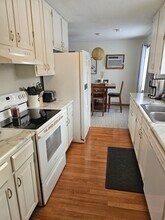 1006 Oak St in Lisbon, ND - Foto de edificio - Building Photo