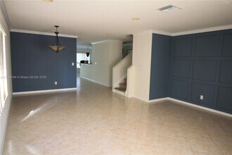 4648 56th Ln in Vero Beach, FL - Building Photo - Building Photo