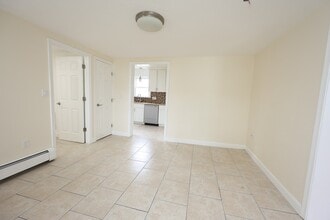 50 Atherton St in Stoughton, MA - Building Photo - Building Photo