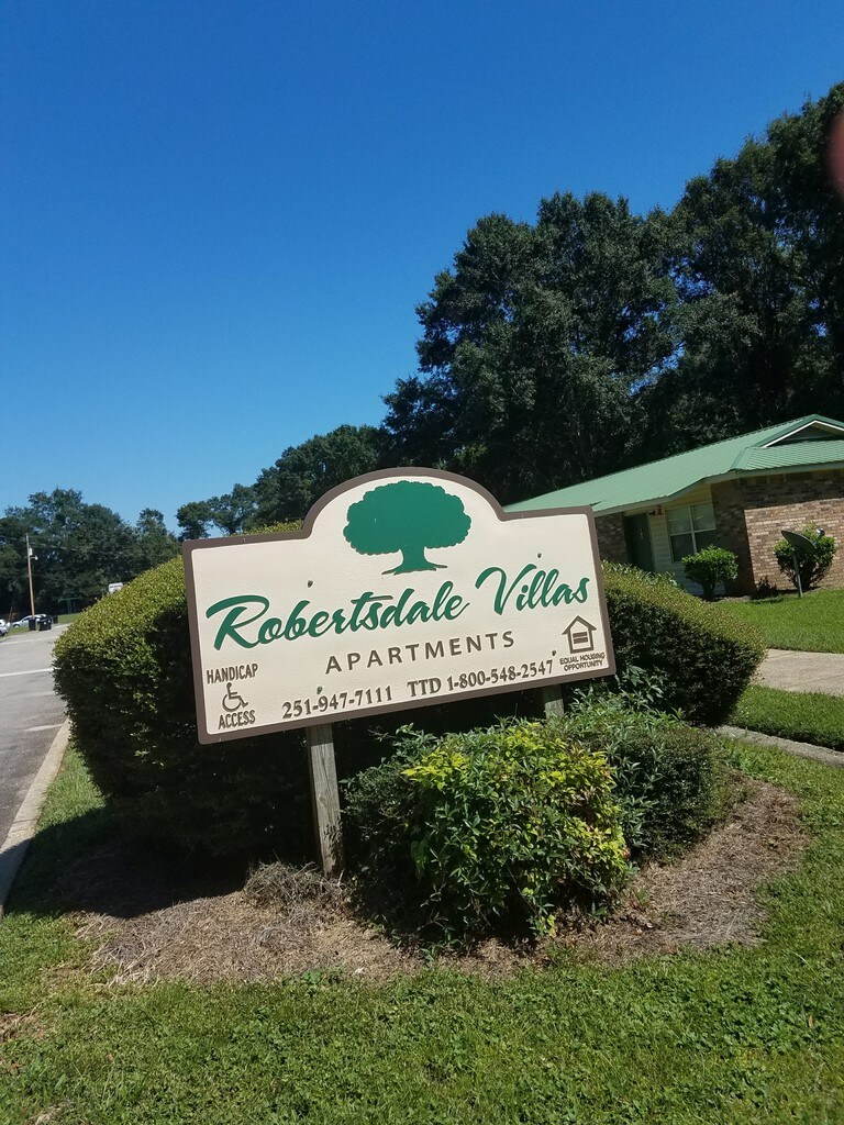 Robertsdale Villas Apartments in Robertsdale, AL