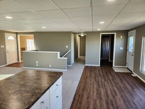 23381 Co Rd E34 in Anamosa, IA - Building Photo - Building Photo