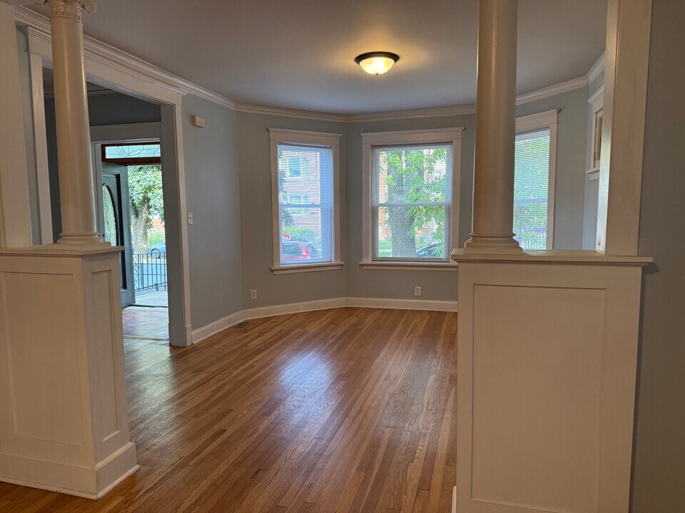 4034 N Monticello Ave, Unit 1 in Chicago, IL - Building Photo
