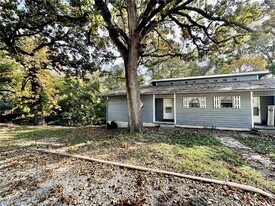 1506 Bella Vista Rd in Bentonville, AR - Building Photo