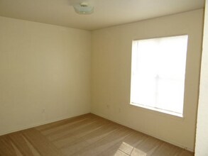 3414 Cantabrian Dr-Unit -D in Killeen, TX - Building Photo - Building Photo