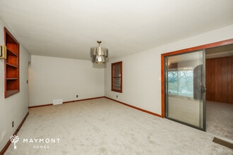 102 Ganyard St in Rittman, OH - Building Photo - Building Photo