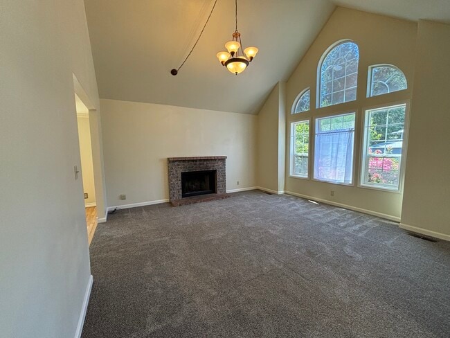 1266 NW Timber Shadow Ct in Silverdale, WA - Building Photo - Building Photo