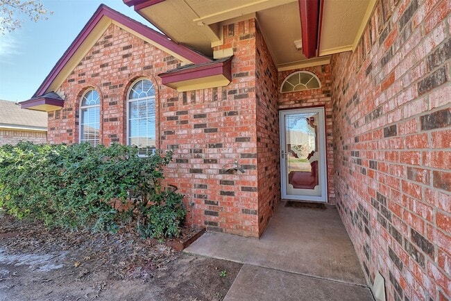 416 Mara Ln in Red Oak, TX - Foto de edificio - Building Photo