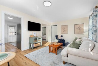 201 Perrymont Ave in Lynchburg, VA - Building Photo - Building Photo