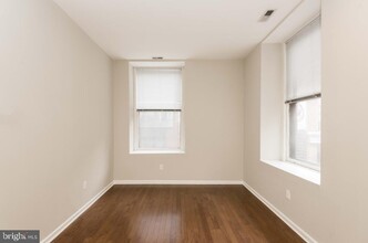 145 S 13th St in Philadelphia, PA - Building Photo - Building Photo