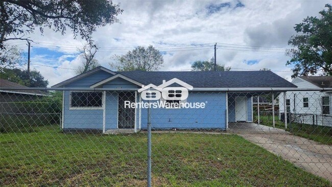 6114 Hartwick Rd in Houston, TX - Foto de edificio - Building Photo