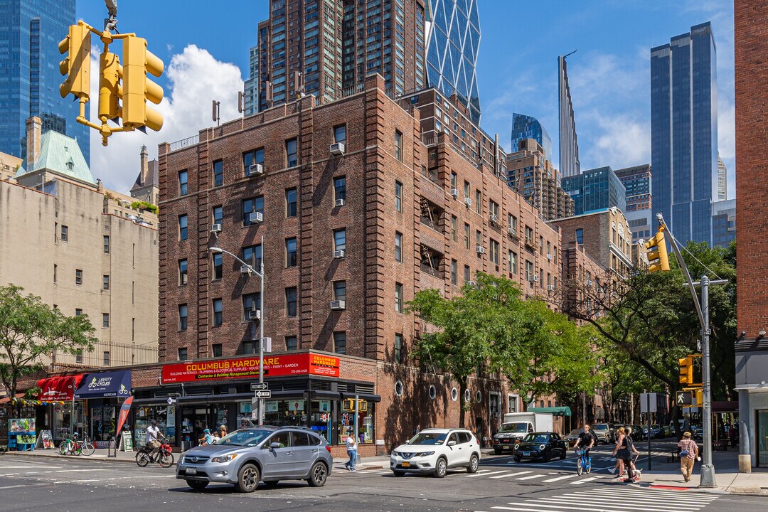 The Pembroke in New York, NY - Foto de edificio