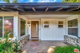 19841 Henshaw St in Los Angeles, CA - Building Photo - Building Photo