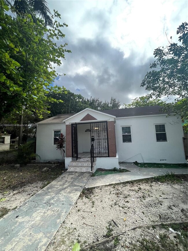 property at 1250 NW 43rd St