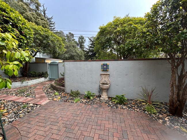 3269 Serra Ave in Carmel By The Sea, CA - Building Photo - Building Photo