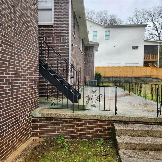 1049 Ormewood Ave SE in Atlanta, GA - Building Photo - Building Photo