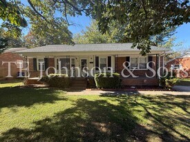 524 Alspaugh Dr in Winston-Salem, NC - Building Photo