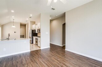 2692 Lake Ridge Dr in Little Elm, TX - Foto de edificio - Building Photo