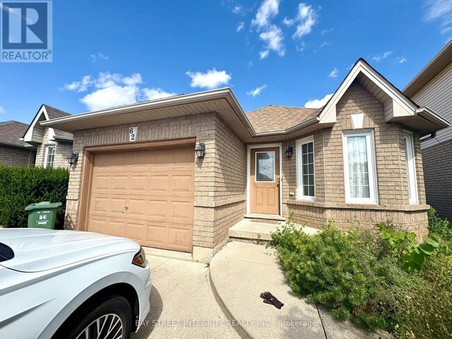 property at 62 Briarose Pl
