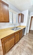 915 Pyegrave Pl in Austin, TX - Building Photo - Building Photo